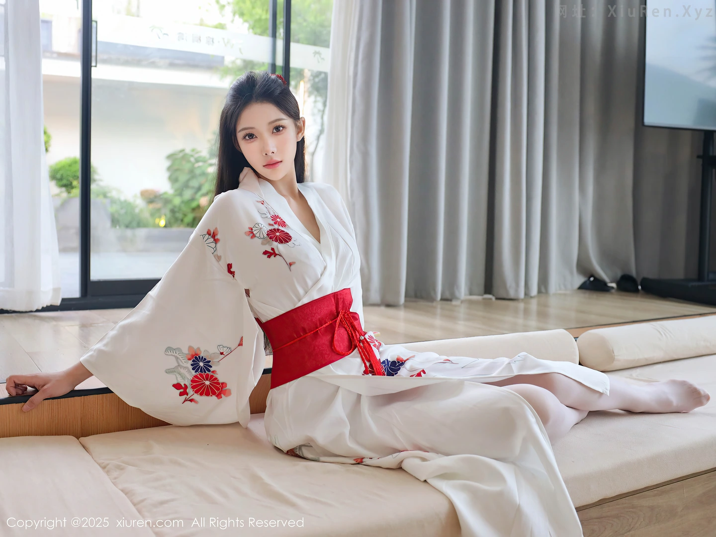 图片[4]-[XiuRen秀人网] VOL.10767 模特梨霜儿性感粉色蕾丝内衣配粉色丝袜秀丰腴身材迷人诱惑写真83P-秀人网官方网站